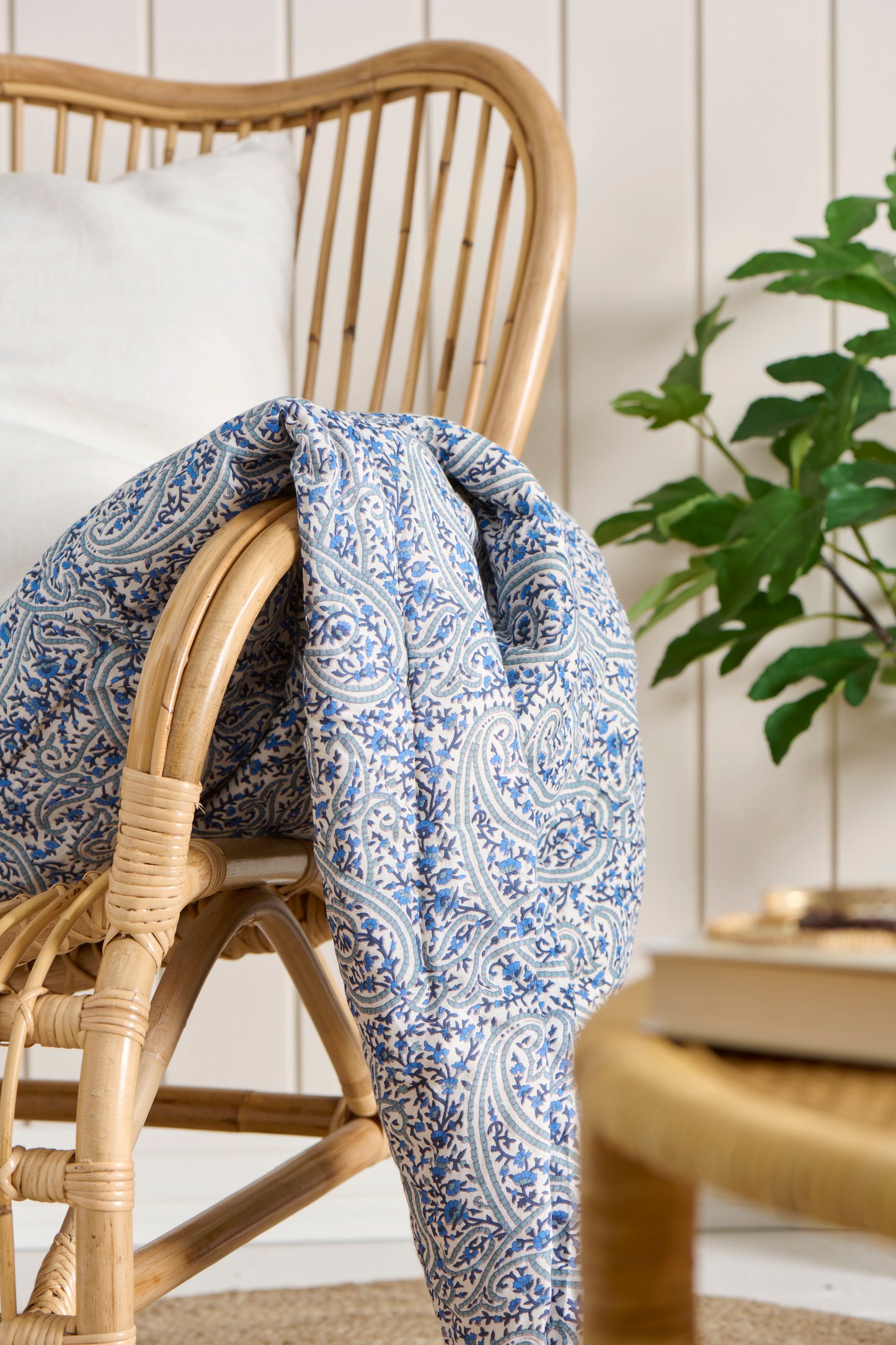 Cotton Quilt - Blue Paisley