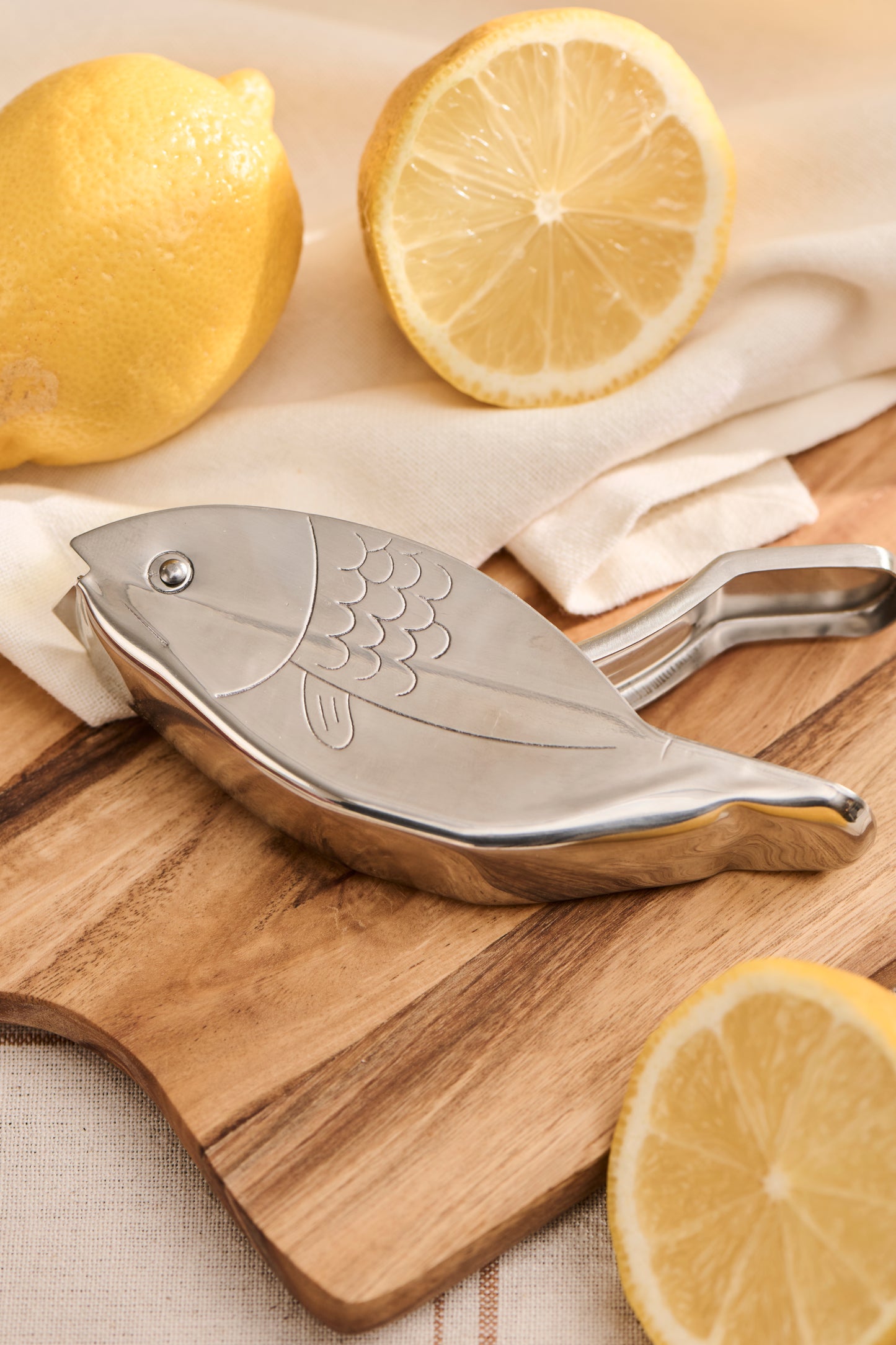 Fish Lemon Slice Squeezer