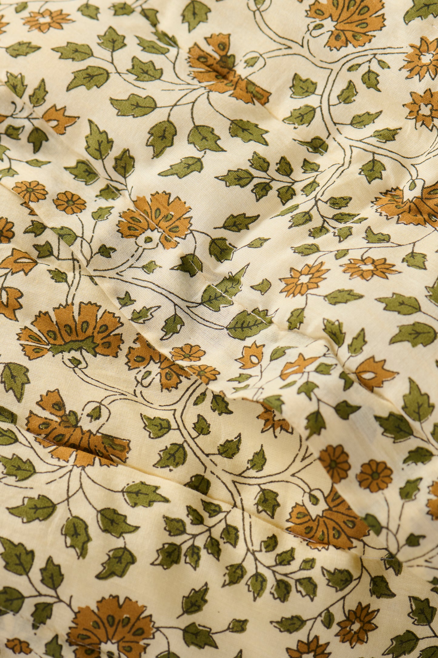 Cotton Quilt - Moss Floral