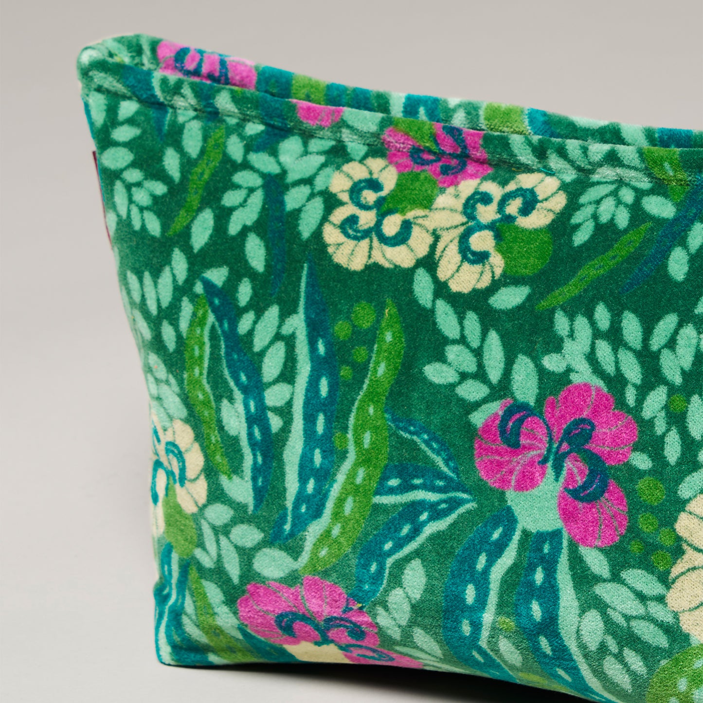 Printed Cotton Velvet - Washbag - Allegria Green