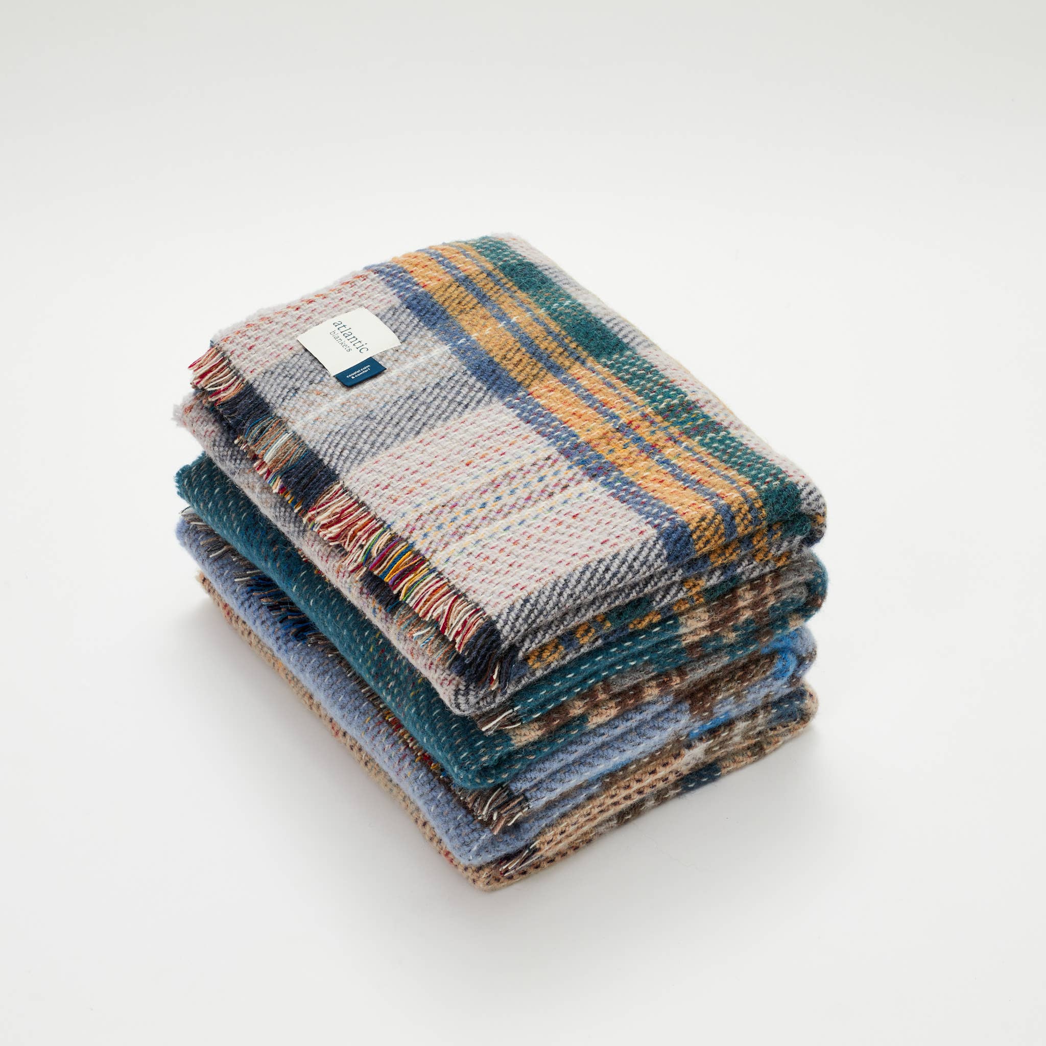 Random Recycled Wool Blanket – Roullier White