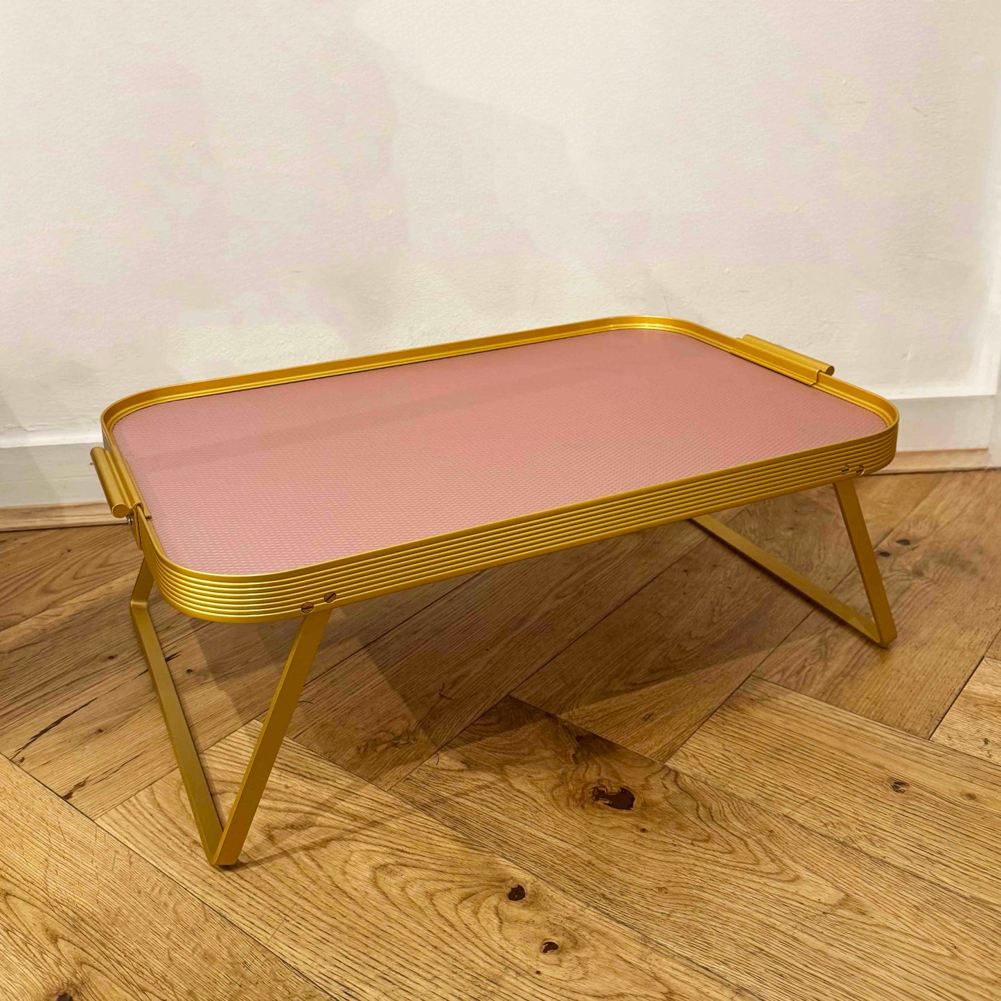 Kaymet Breakfast Tray - Diamond Ribbed